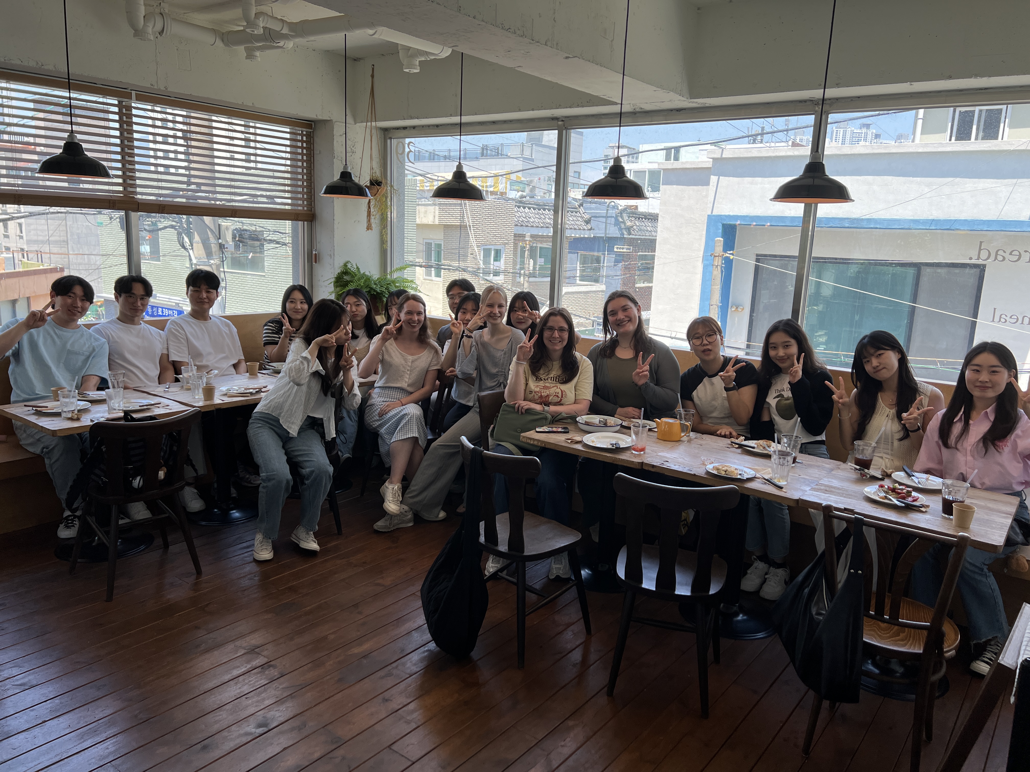 글로벌 커뮤니티